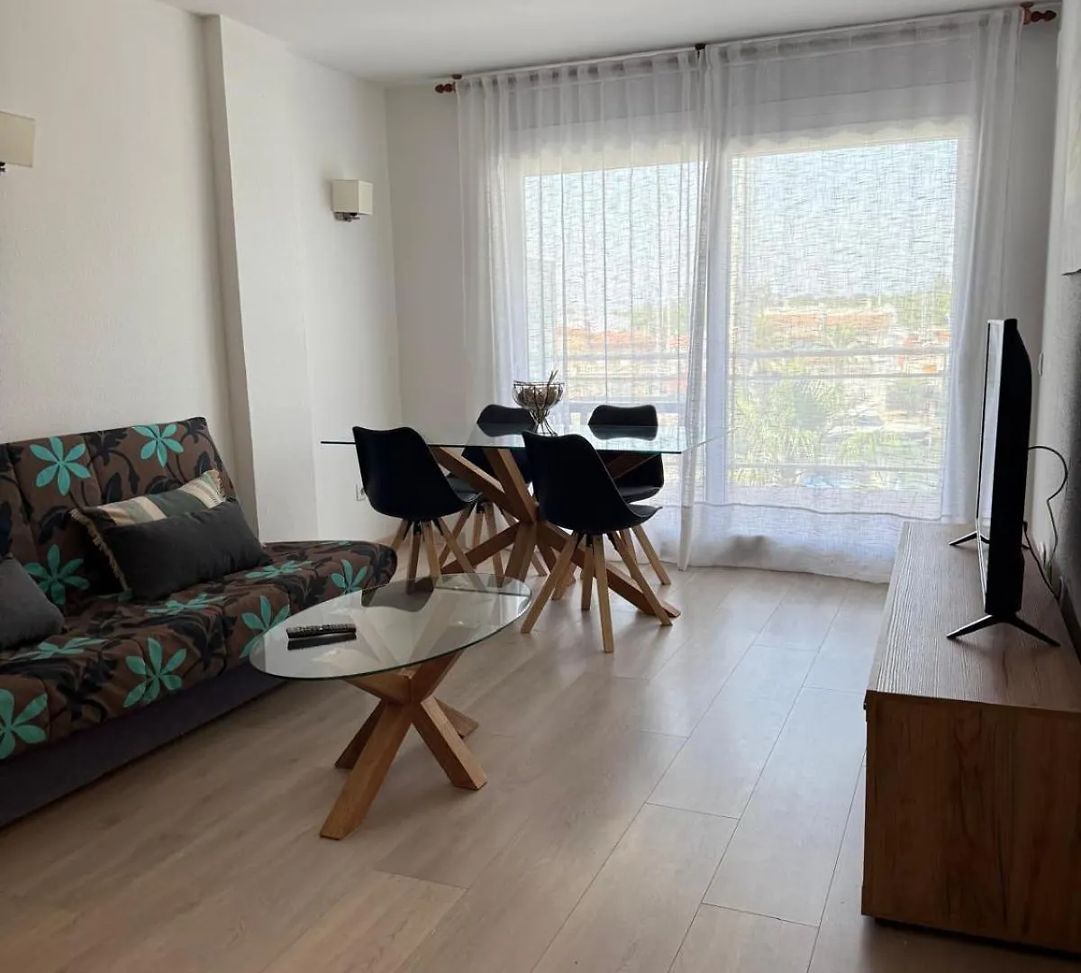 Apartamento De Dos Habitaciones Con Terraza Y Plaza De Aparcamiento Roses Appartement